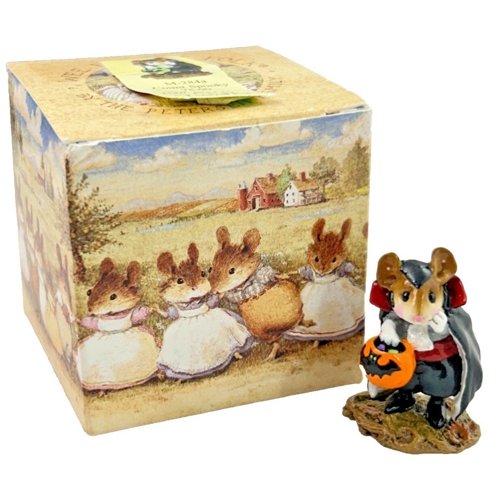 Wee Forest Folk COUNT‎ SPOOKY Halloween Miniature M-284a Mouse Retired 2002